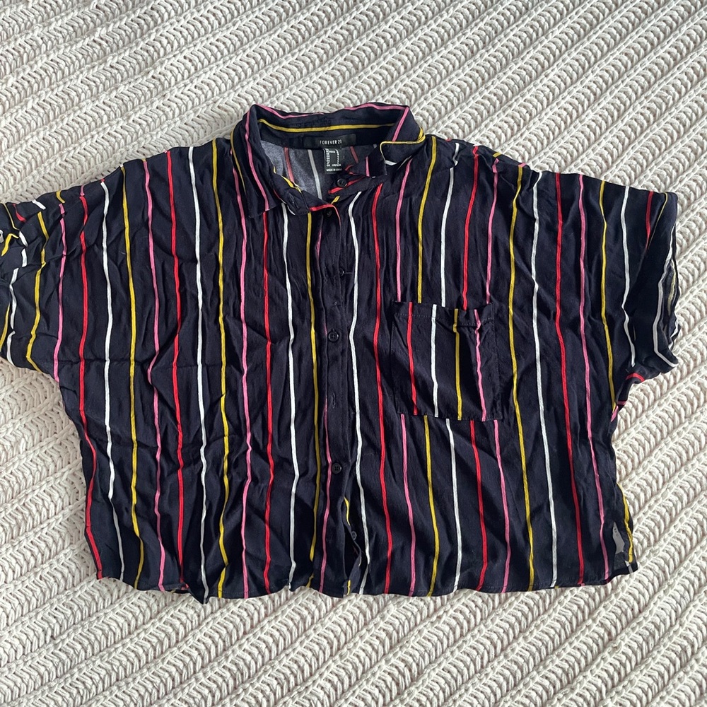 Cropped Strip pattern button down blouse